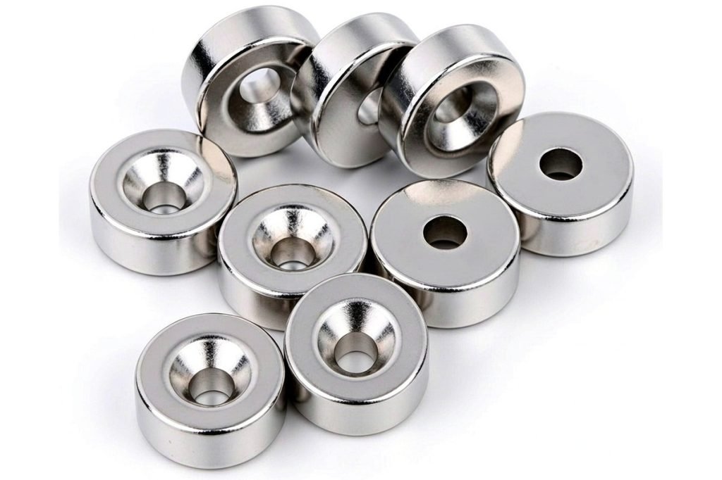 Countersunk neodymium magnets with a 90 degree screw seat